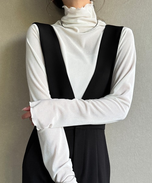 JUNOAH（ジュノア）の「ベロアシアータートルネックトップス（Tシャツ