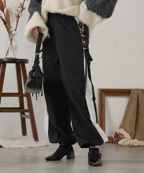 Ambre Neige（アンブルネージュ）の「ribbon side line pants / リボンサイドラインパンツ（その他パンツ・レディース・ブラック/アイボリー/ベビーピンク・FREE）」の13枚目の写真