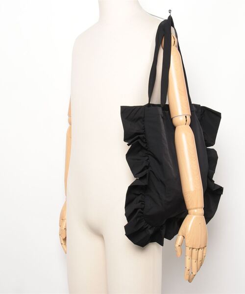 RUBY AND YOU（ルビーアンドユー）の「［select］フリルトートバッグ（トートバッグ・レディース・ホワイト/ブラック・FREE）」の7枚目の写真