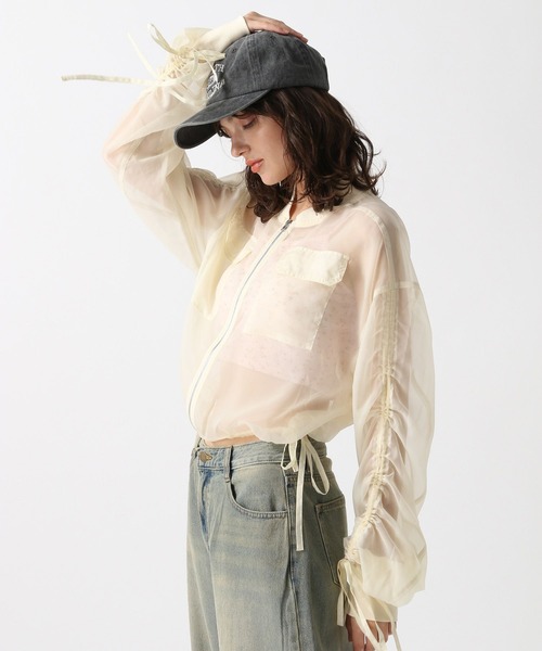 FOREVER 21(フォーエバー トゥエンティーワン)の「【2024FW】シアーシャーリングブルゾン(ブルゾン・レディース・ブラック/オフホワイト・FREE)」の16枚目の写真