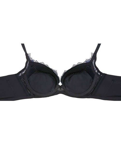 「ハグするブラ」（ブラジャー）｜WACOAL（ワコール）