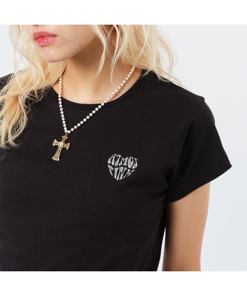 atmos pink(アトモスピンク)の「atmos pink Metalic Print Heart Logo T-shirt / アトモス ピンク メタリック プリント ハート ロゴ ティーシャツ(Tシャツ/カットソー・レディース・ブラック/ホワイト/バーガンディー・M/S)」の13枚目の写真
