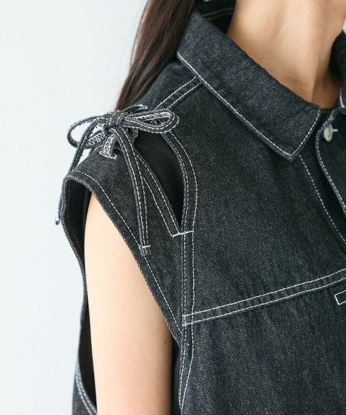 CRAFT STANDARD BOUTIQUE（クラフトスタンダードブティック）の「デニムリボンベスト（ベスト・レディース・ダークインディゴブルー/ブラック・FREE）」の5枚目の写真