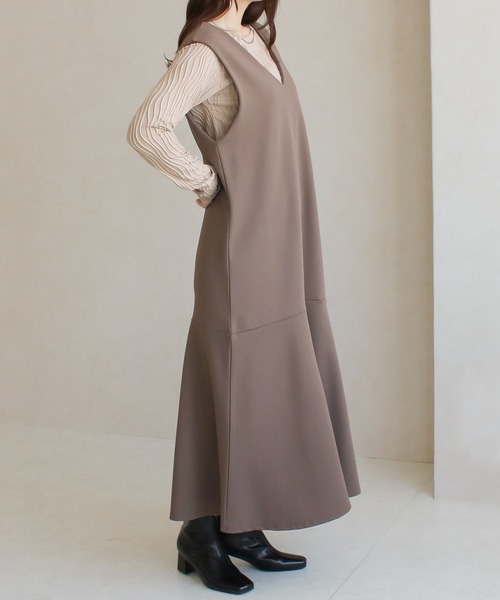 Social GIRL（ソーシャルガール）の「ウェーブジャガードロンT（Tシャツ/カットソー・レディース・ブラック/グレイッシュベージュ/アイボリー・M）」の21枚目の写真