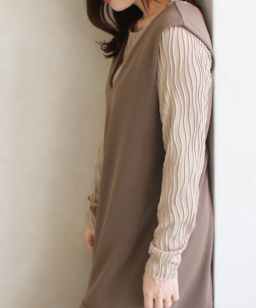 Social GIRL（ソーシャルガール）の「ウェーブジャガードロンT（Tシャツ/カットソー・レディース・ブラック/グレイッシュベージュ/アイボリー・M）」の22枚目の写真