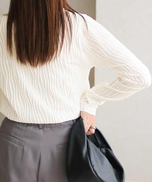 Social GIRL（ソーシャルガール）の「ウェーブジャガードロンT（Tシャツ/カットソー・レディース・ブラック/グレイッシュベージュ/アイボリー・M）」の6枚目の写真