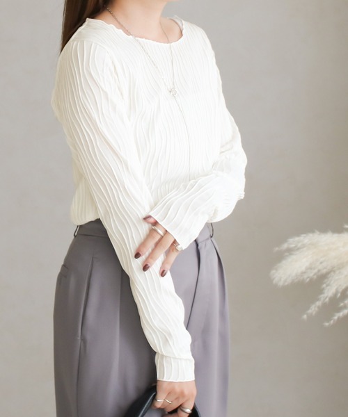 Social GIRL（ソーシャルガール）の「ウェーブジャガードロンT（Tシャツ/カットソー・レディース・ブラック/グレイッシュベージュ/アイボリー・M）」の9枚目の写真