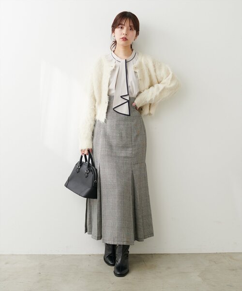 natural couture(ナチュラルクチュール)の「ピーチスエードマーメイドタックスカート(スカート・レディース・スミクロ/その他1/ピンク/ブラウン/ライトベージュ・MEDIUM/LARGE)」の15枚目の写真
