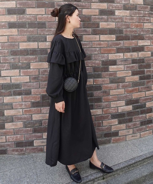 CORNERS(コーナーズ)の「ウエストドロストフリルワンピース(ワンピース・レディース・グリーン/カーキ/ブラック/ベージュ・M)」の12枚目の写真