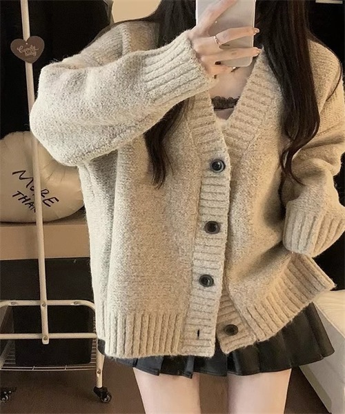 FREE STYLISTS(フリー スタイリスト)の「長袖Vネックニットカーディガン(カーディガン/ボレロ・レディース・グレー/カーキ/ブラウン・FREE)」の1枚目の写真