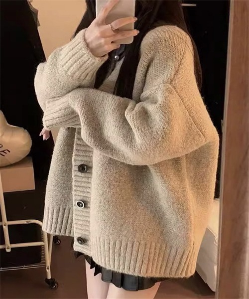 FREE STYLISTS(フリー スタイリスト)の「長袖Vネックニットカーディガン(カーディガン/ボレロ・レディース・グレー/カーキ/ブラウン・FREE)」の18枚目の写真