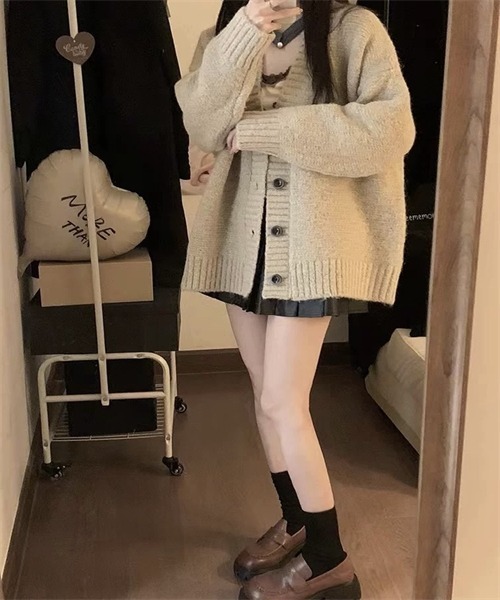 FREE STYLISTS(フリー スタイリスト)の「長袖Vネックニットカーディガン(カーディガン/ボレロ・レディース・グレー/カーキ/ブラウン・FREE)」の20枚目の写真