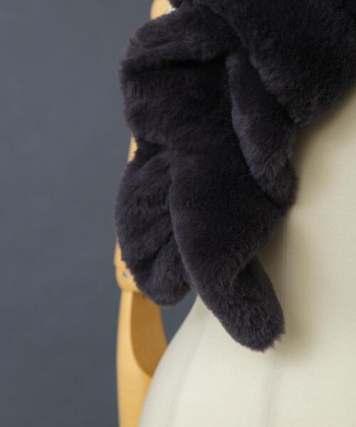 SENSE OF PLACE by URBAN RESEARCH（センスオブプレイスバイアーバンリサーチ）の「ウェーブティペット（マフラー・レディース・アイボリー/ブラウン/チャコールグレー・ONE）」の18枚目の写真