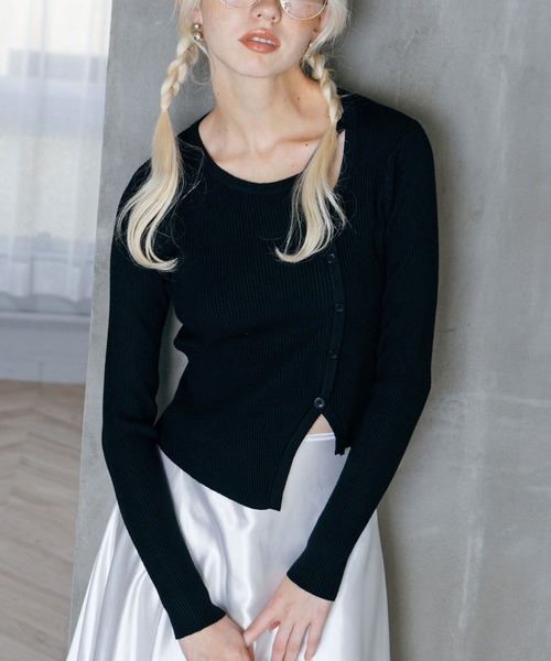 LIENCOEUR（リアンクール）の「アシンメトリーデザインニット（ニット