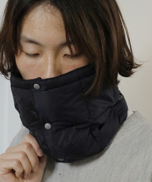 TAION（タイオン）の「TAION/タイオン BASIC DOWN NECK WARMER ネックウォーマー（ネックウォーマー/スヌード・メンズ・ブラック/グレー/オフホワイト/ネイビー/ベージュ・ONE SIZE）」の10枚目の写真