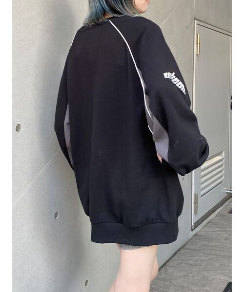 MURUA（ムルーア）の「バイカラーレーサースウェット（スウェット・レディース・ブラック/ホワイト・FREE）」の21枚目の写真