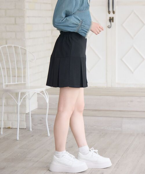 ems excite（エムズエキサイト）の「切替ボックスプリーツミニSK（スカート・レディース・ブラウン系その他2/ブラック/ライトグレー・FREE）」の17枚目の写真