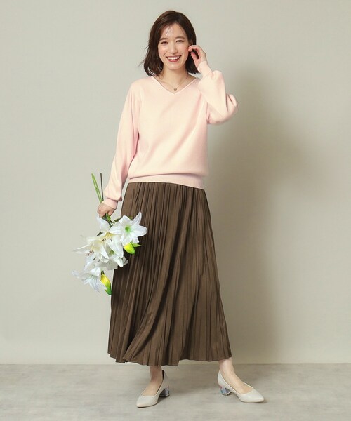 ITS'DEMO（イッツデモ）の「◆【通勤／手洗い可】Vネックラメニット（ニット/セーター・レディース・オフホワイト/ライトグレー/ピンク/パープル/ネイビー・00）」の18枚目の写真