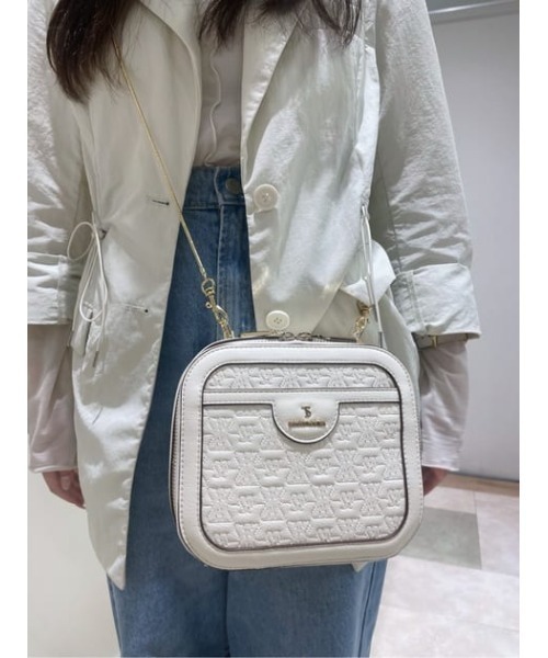 SAMANTHAVEGA（サマンサベガ）の「エンボスクロスショルダー