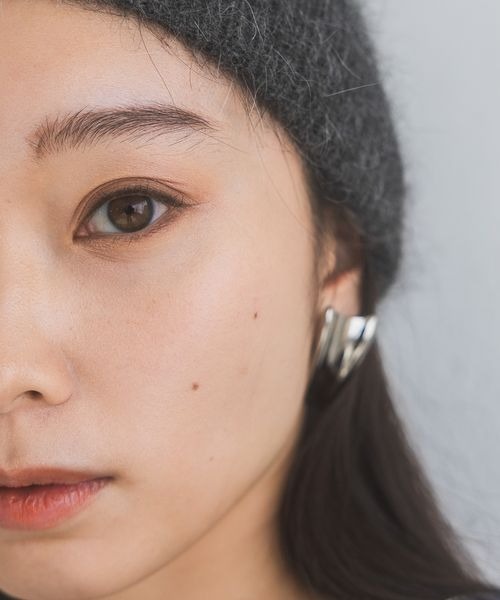 JEANASIS（ジーナシス）の「【ステンレス】ヘンケイピアス/253480（ピアス（両耳用）・レディース・シルバー/ゴールド・FREE）」の5枚目の写真