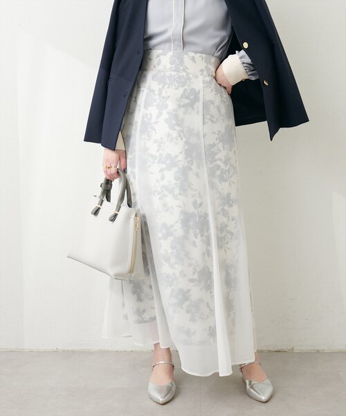 natural couture（ナチュラルクチュール）の「【WEB限定】osono長さ変えれるシアー重ねスカート（スカート・レディース・オフホワイト/ブルー/ブラック・FREE）」の14枚目の写真