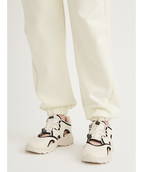 emmi（エミ）の「サンダルスニーカー（サンダル・レディース・ベージュ/ブラック/ホワイト・25cm/24.5cm/24cm/23cm/23.5cm）」の8枚目の写真