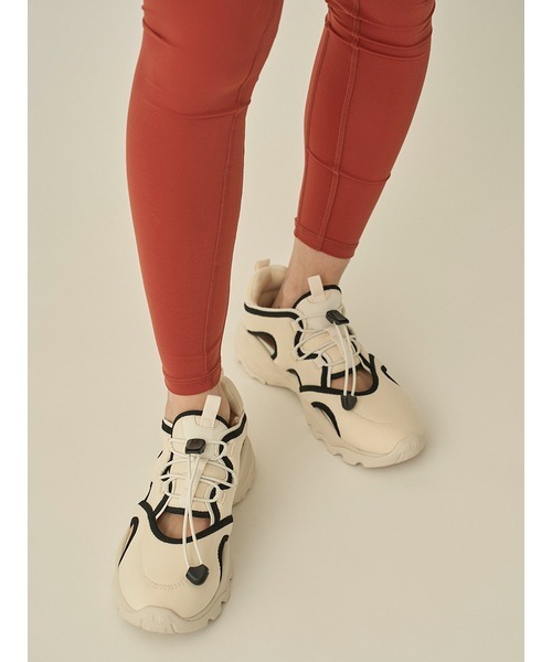 emmi（エミ）の「サンダルスニーカー（サンダル・レディース・ベージュ/ブラック/ホワイト・25cm/24.5cm/24cm/23cm/23.5cm）」の10枚目の写真