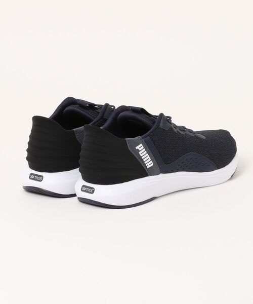 PUMA（プーマ）の「【PUMA】 ソフトR クルーズ イーズ イン（スニーカー・メンズ・ネイビー・26.5cm/27.5cm/26.0cm/27.0cm/28.0cm/25.5cm）」の2枚目の写真
