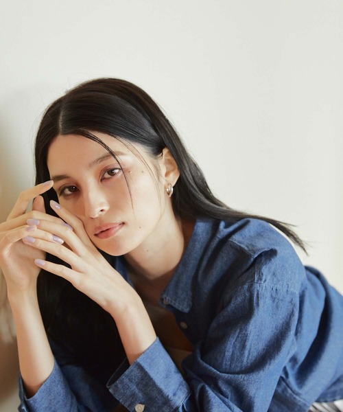 Edit Sheen(エディットシーン)の「長袖デニムシャツ(シャツ/ブラウス・レディース・インディゴブルー/ブラック・M)」の3枚目の写真