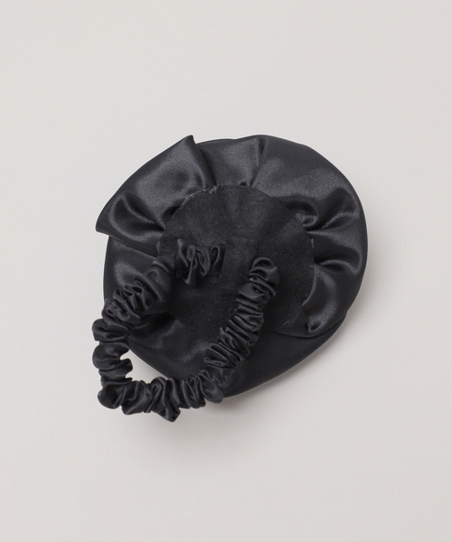 Spick & Span（スピックアンドスパン）の「Spick & Span ローズモチーフゴム（ヘアゴム・レディース・ブラック・FREE）」の4枚目の写真