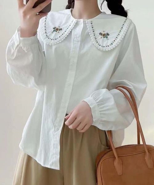 aimoha(アイモハ)の「刺繍入りビッグカラーシャツ(シャツ/ブラウス・レディース・ホワイト系その他2/ホワイト系その他3/ホワイト系その他/ホワイト・FREE)」の8枚目の写真