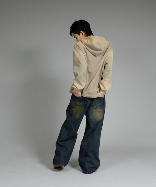 sedacle(セダクル)の「スプレー加工ハトメジップパーカー(パーカー・メンズ・ベージュ/チャコールグレー・SMALL/MEDIUM/LARGE)」の14枚目の写真