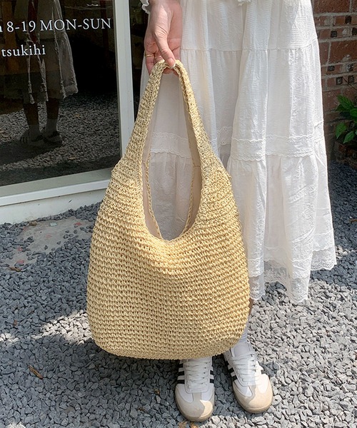 florist（フローリスト）の「【軽量・A4収納可】くったり柔らかカゴ編みトートバッグ（かごバッグ・レディース・アイボリー/ライトブラウン・FREE）」の10枚目の写真