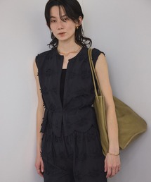 SALON adam et rope'（サロン アダム エ ロペ）の「【WEB限定】３Dフラワーレースブラウス/ジレ［セットアップ対応］（シャツ/ブラウス）」