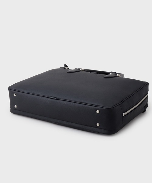 TAKEO KIKUCHI（タケオキクチ）の「コーデュラ（R） コーティング ブリーフケース（ビジネスバッグ・メンズ・ネイビー/ブラック・00）」の5枚目の写真