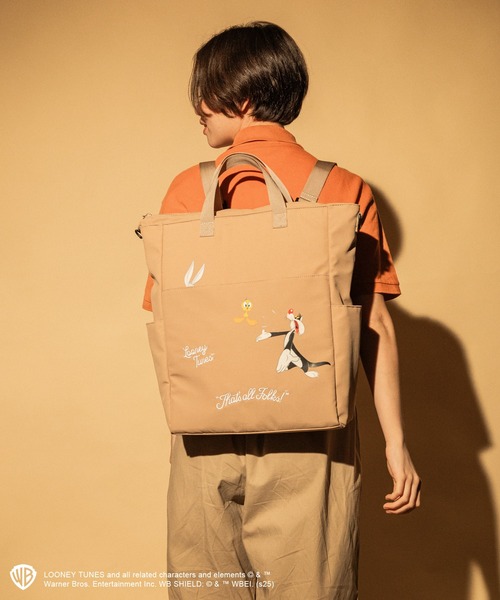 ACCOMMODE（アコモデ）の「ルーニー・テューンズ/バックパック（バックパック/リュック・レディース・ブラック/ベージュ・FREE）」の5枚目の写真