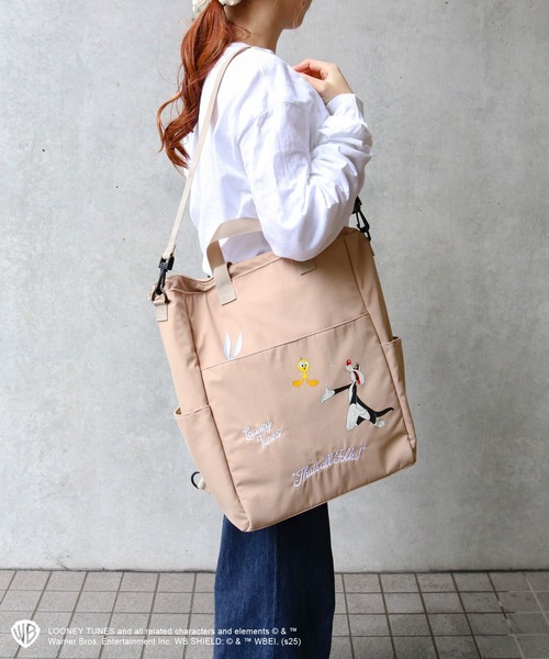 ACCOMMODE（アコモデ）の「ルーニー・テューンズ/バックパック（バックパック/リュック・レディース・ブラック/ベージュ・FREE）」の11枚目の写真