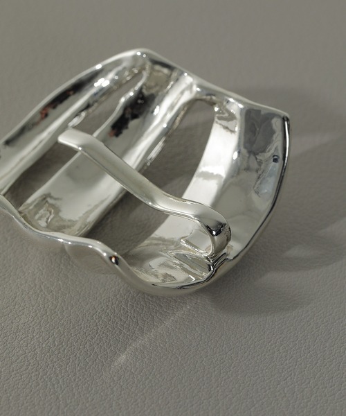 voov（ブーブ）の「ニュアンスモチーフ ヘアカフ（その他ヘアアクセサリー・レディース・シルバー/ゴールド・フリー）」の5枚目の写真