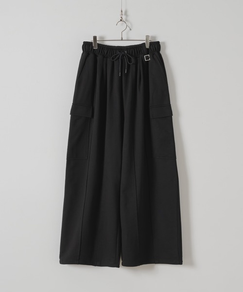 DOOPZ（ドープス）の「BAGGY SWEAT CARGO PANTS - バギースウェットカーゴパンツ（カーゴパンツ・メンズ・ダークブラウン/ブラック・SMALL/MEDIUM/LARGE）」の2枚目の写真