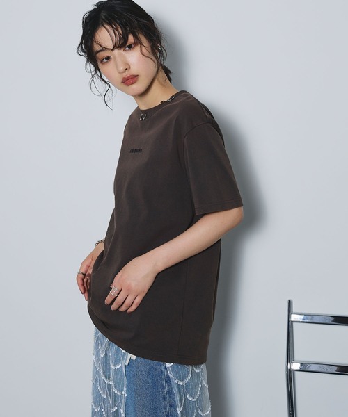 ELLEgirl（エルガール）の「ボディピアスTシャツ【ELLEgirl/エルガール】（Tシャツ/カットソー・レディース・チャコールグレー/アイボリー・FREE）」の15枚目の写真