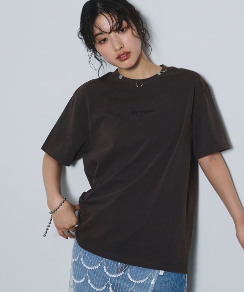 ELLEgirl（エルガール）の「ボディピアスTシャツ【ELLEgirl/エルガール】（Tシャツ/カットソー・レディース・チャコールグレー/アイボリー・FREE）」の16枚目の写真