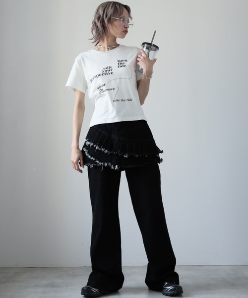 Ulysses(ユリシス)の「スカートレイヤードデニムパンツ(デニムパンツ・レディース・ブラック・M/L/S)」の3枚目の写真