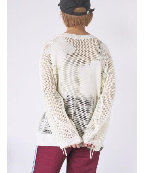 ehka sopo（エヘカソポ）の「袖ドロスト花柄メッシュニット（ニット/セーター・レディース・キナリ/グレー/ブラック・F）」の8枚目の写真