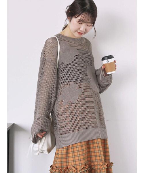 ehka sopo（エヘカソポ）の「袖ドロスト花柄メッシュニット（ニット/セーター・レディース・キナリ/グレー/ブラック・F）」の22枚目の写真