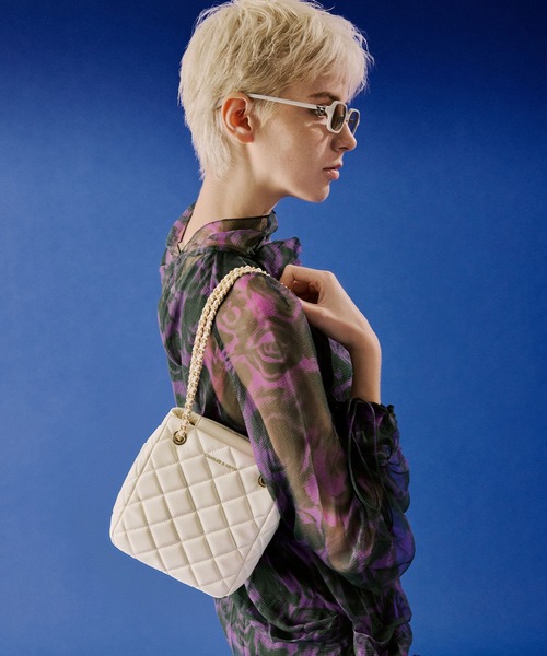 CHARLES & KEITH（チャールズ & キース）の「Alva アルヴァ キルト 