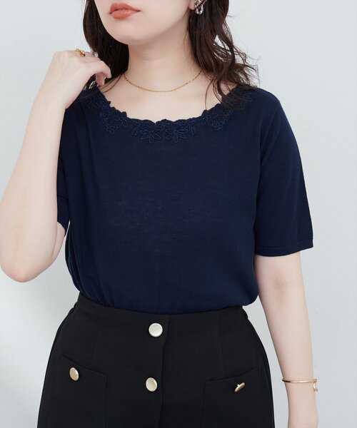 新品未使用　chico 【2WAY】ブローチ付きVネックルーズニット　完売商品⭐︎ セール】【新色追加/2WAY】ブローチ付きVネックルーズニット