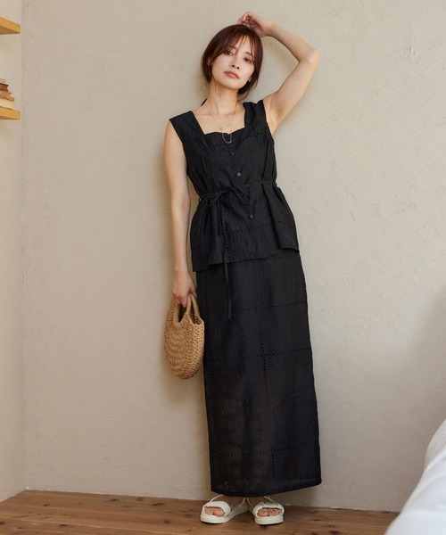 mysty woman（ミスティウーマン）の「パッチワークノースリブラウス  497246（シャツ/ブラウス・レディース・ブラック/オフホワイト・FREE）」の8枚目の写真