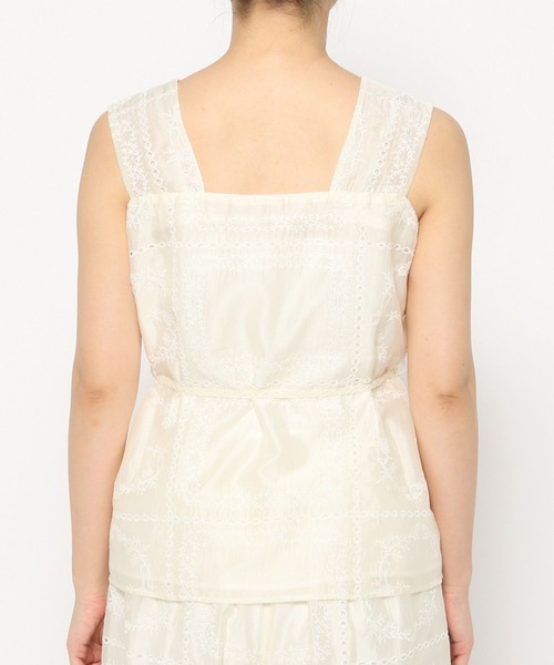 mysty woman（ミスティウーマン）の「パッチワークノースリブラウス  497246（シャツ/ブラウス・レディース・ブラック/オフホワイト・FREE）」の5枚目の写真