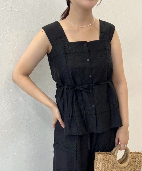 mysty woman（ミスティウーマン）の「パッチワークノースリブラウス  497246（シャツ/ブラウス・レディース・ブラック/オフホワイト・FREE）」の20枚目の写真