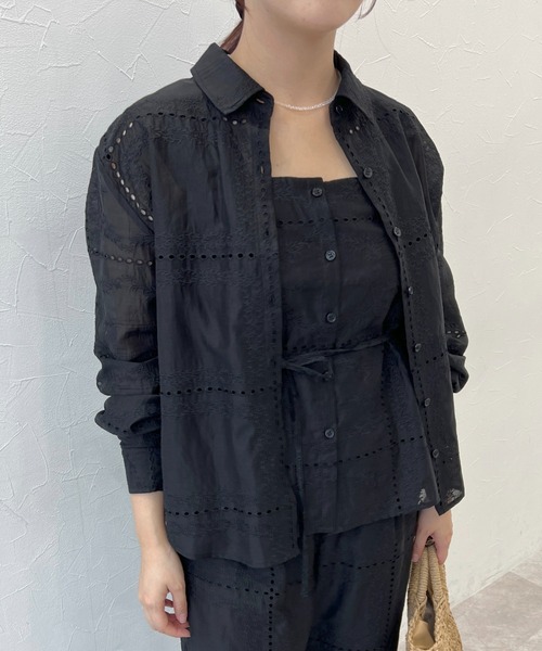 mysty woman（ミスティウーマン）の「パッチワークノースリブラウス  497246（シャツ/ブラウス・レディース・ブラック/オフホワイト・FREE）」の21枚目の写真